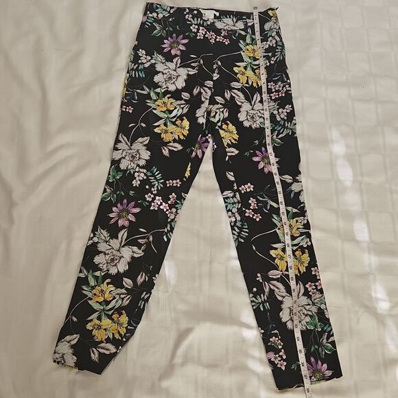 Floral Print Black Leggings - Picture 6 of 16